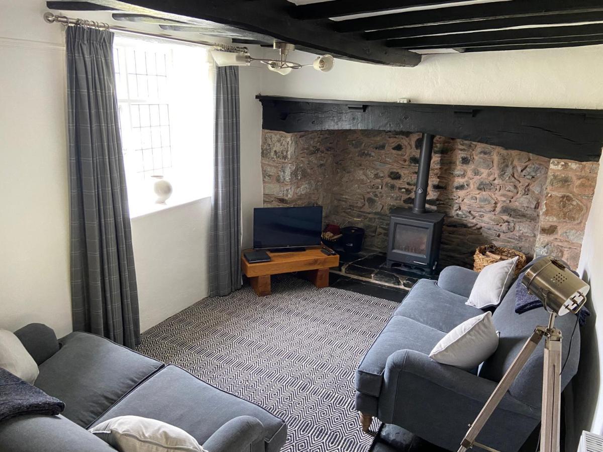 Bryn Glas Wales Villa Llangynog Bagian luar foto